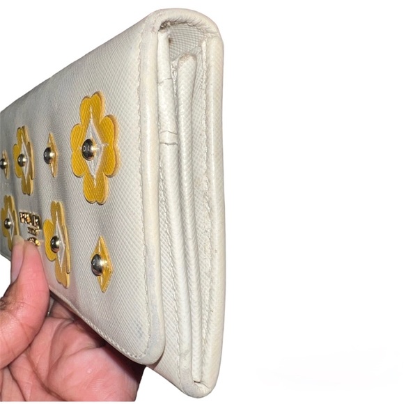 Authentic Rare Prada Staffiano Yellow Flower Long Wallet. - Picture 2 of 13